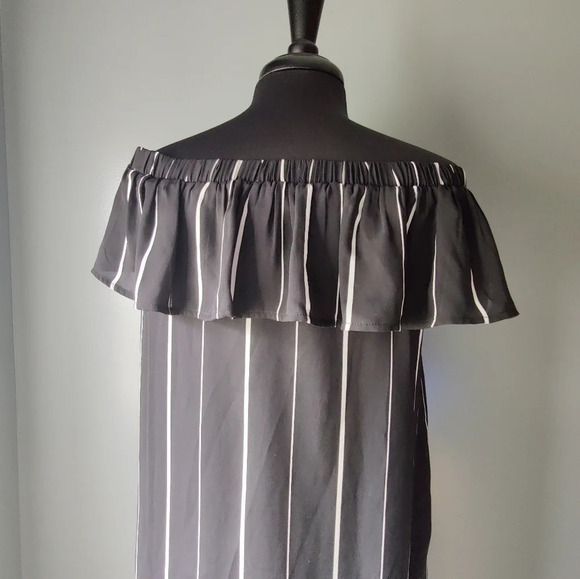 DR2 Daniel Rainn Off the Shoulder Striped Blouse - Picture 3 of 4